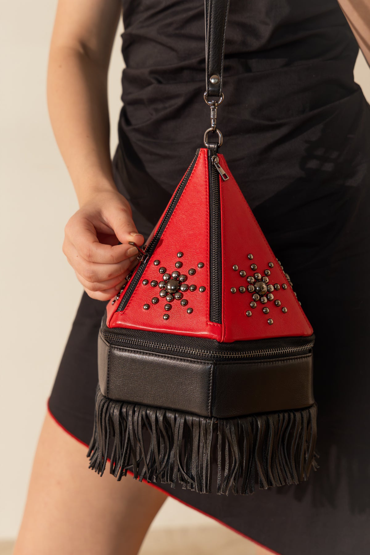 Imperial pyramid star bag